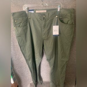 NWT 46x30 cutter and buck